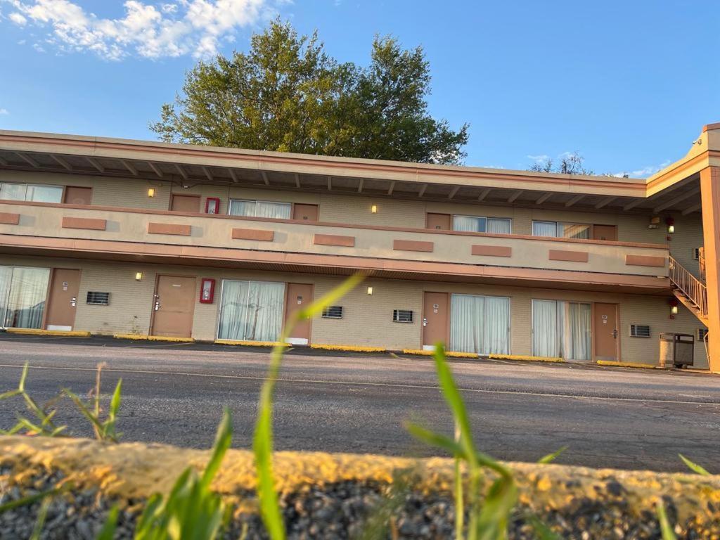 Haven Inn & Suites St Louis Hazelwood - Airport North Exterior foto